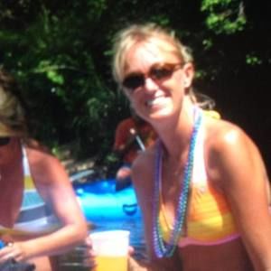 Meet your Posher, Carrie